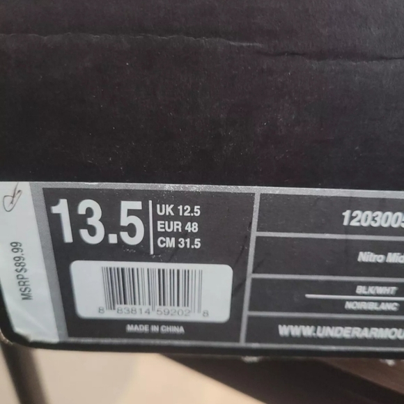 Men's Under Armour Cleats Nitro Size 13.5 NIB - Picture 3 of 8